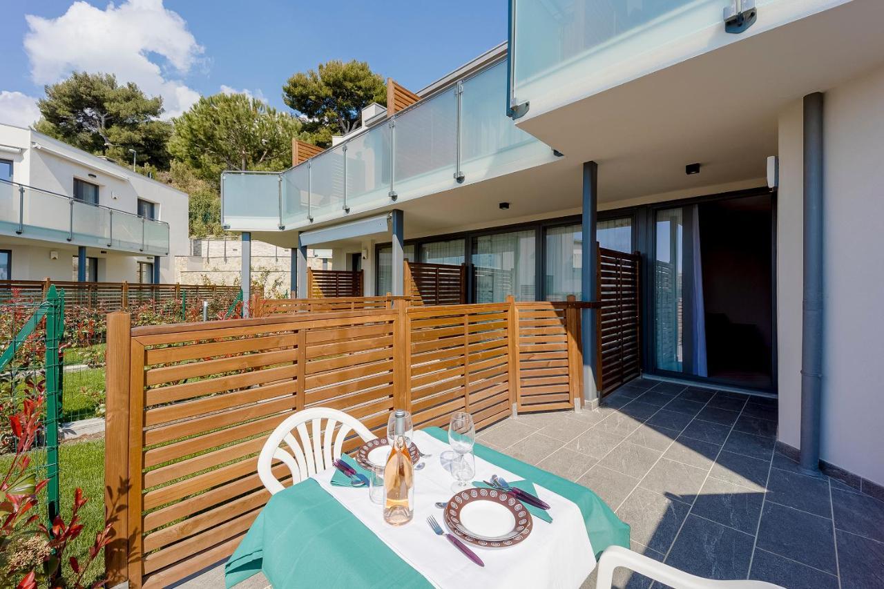 Aregai Marina Exclusive Seaside Apartments 圣托·斯特凡诺·阿尔马尔 外观 照片