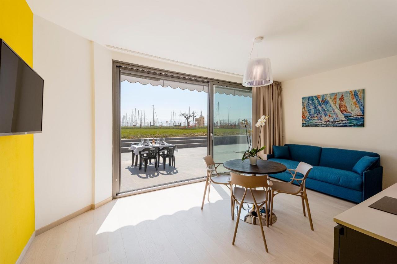 Aregai Marina Exclusive Seaside Apartments 圣托·斯特凡诺·阿尔马尔 外观 照片